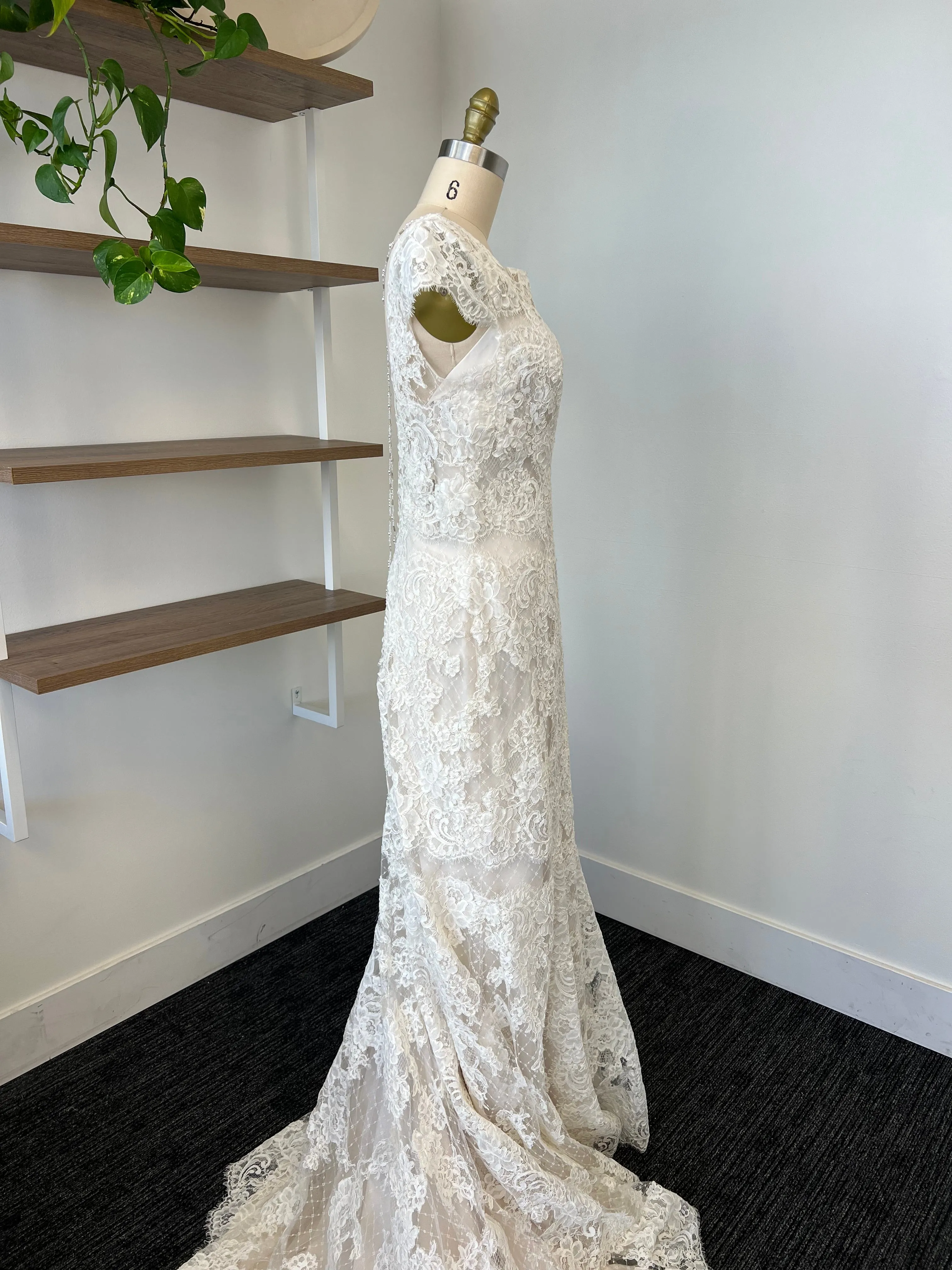 B / Maggie Sottero Hudson Size 12