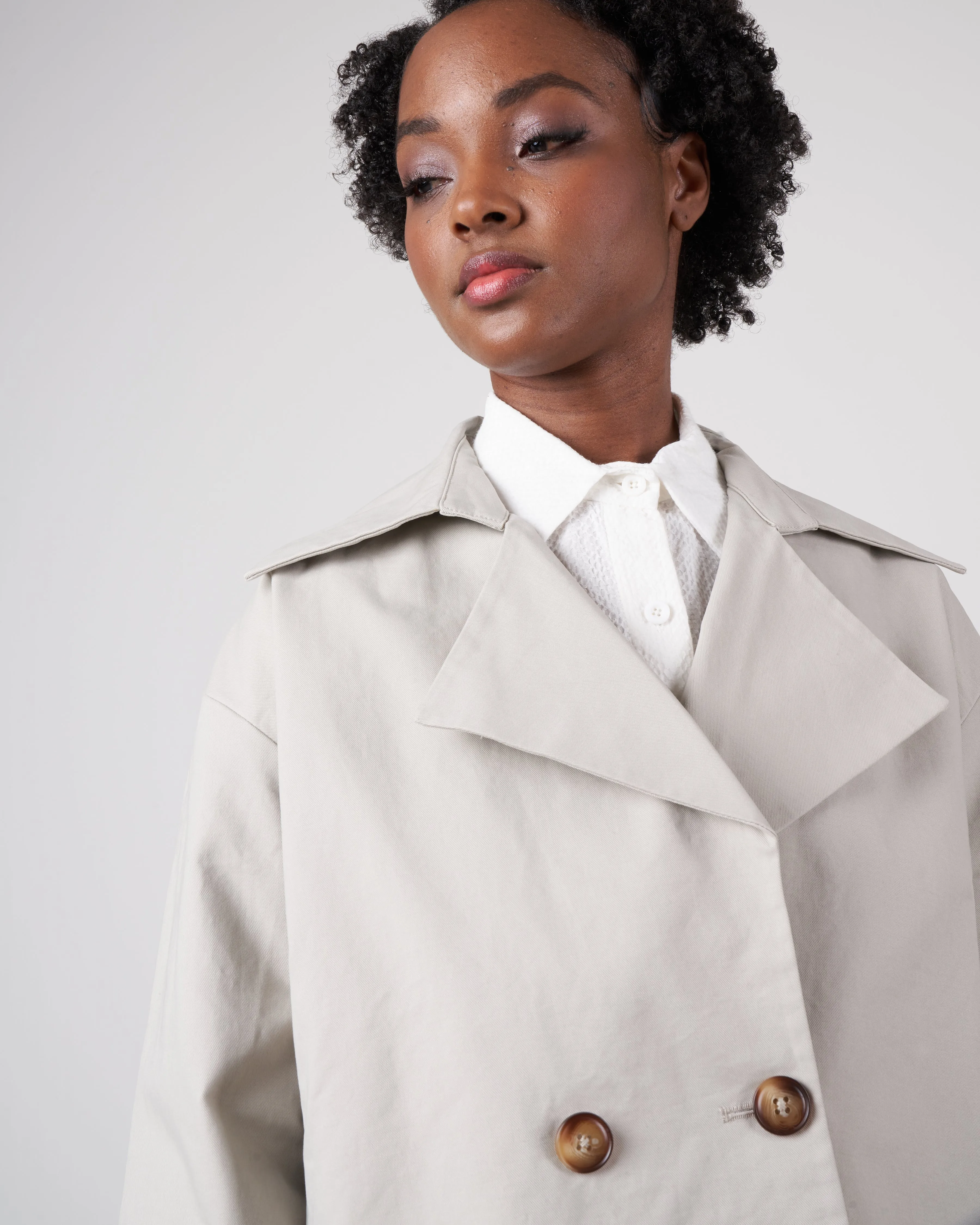 cropped peacoat - dusty white