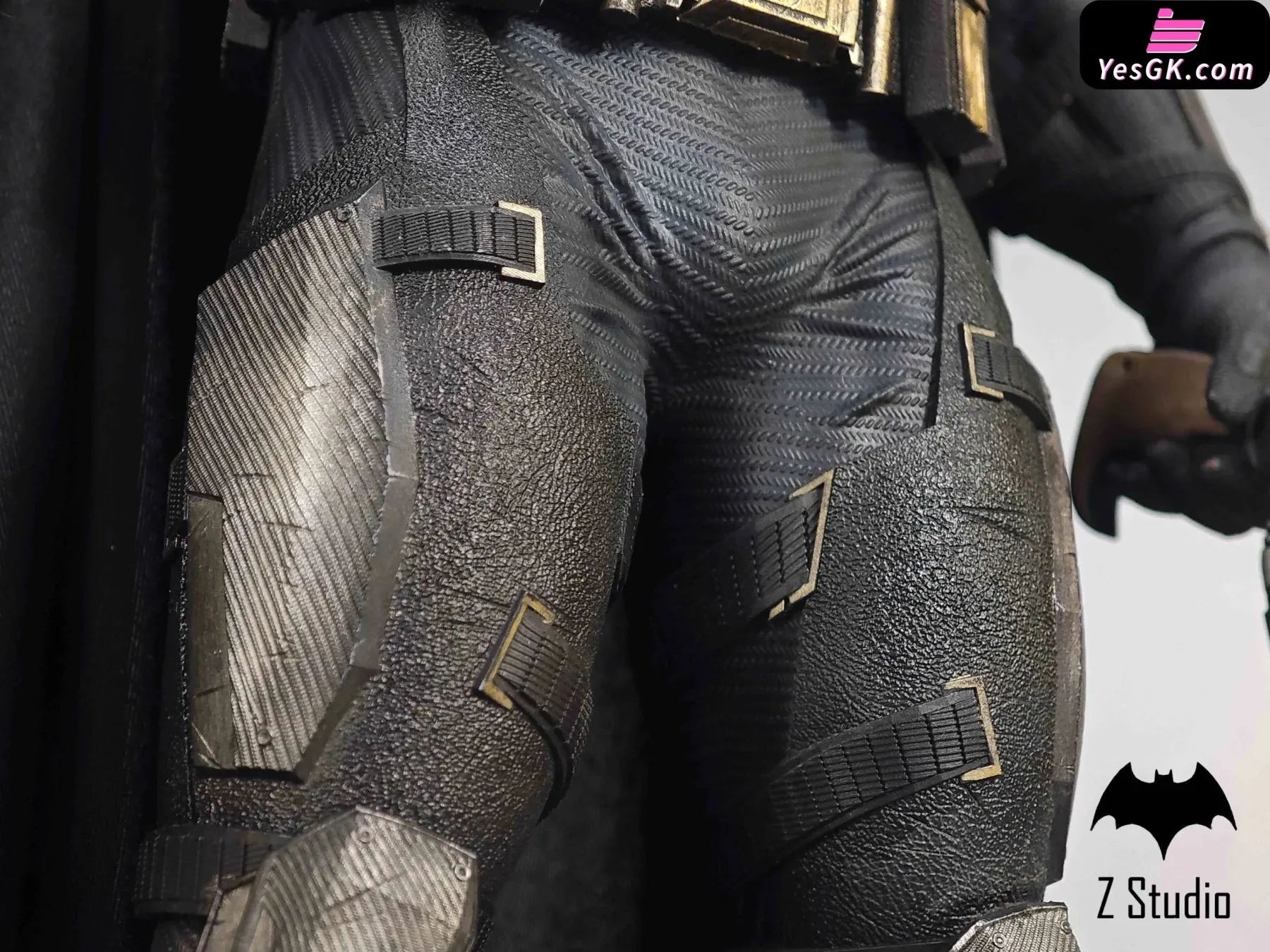 DC Batman Trilogy III JL Tactical Chinese Armor Statue - Z Studio [Pre-Order]