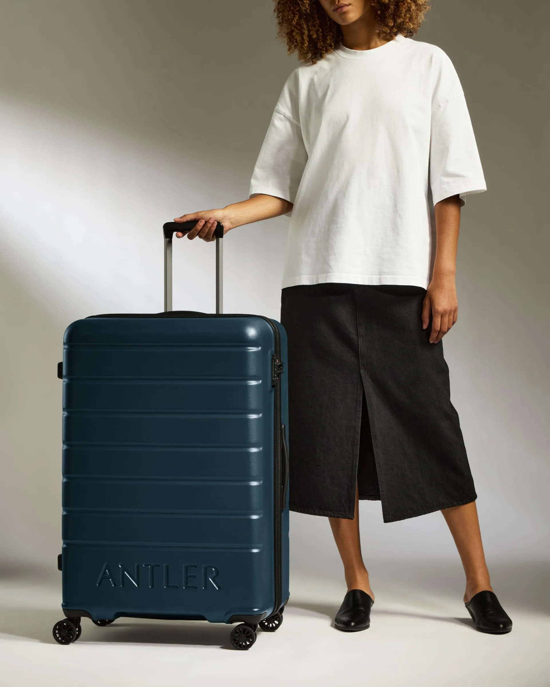 Large Luggage in Mid Blue - Logo