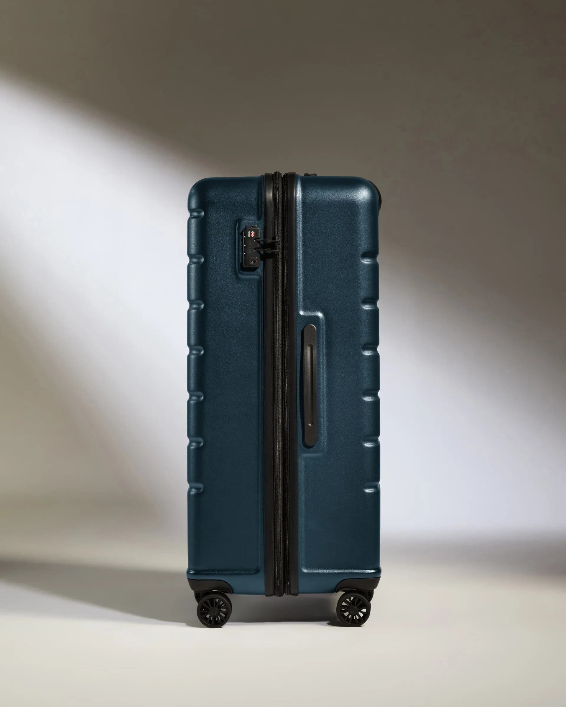 Large Luggage in Mid Blue - Logo