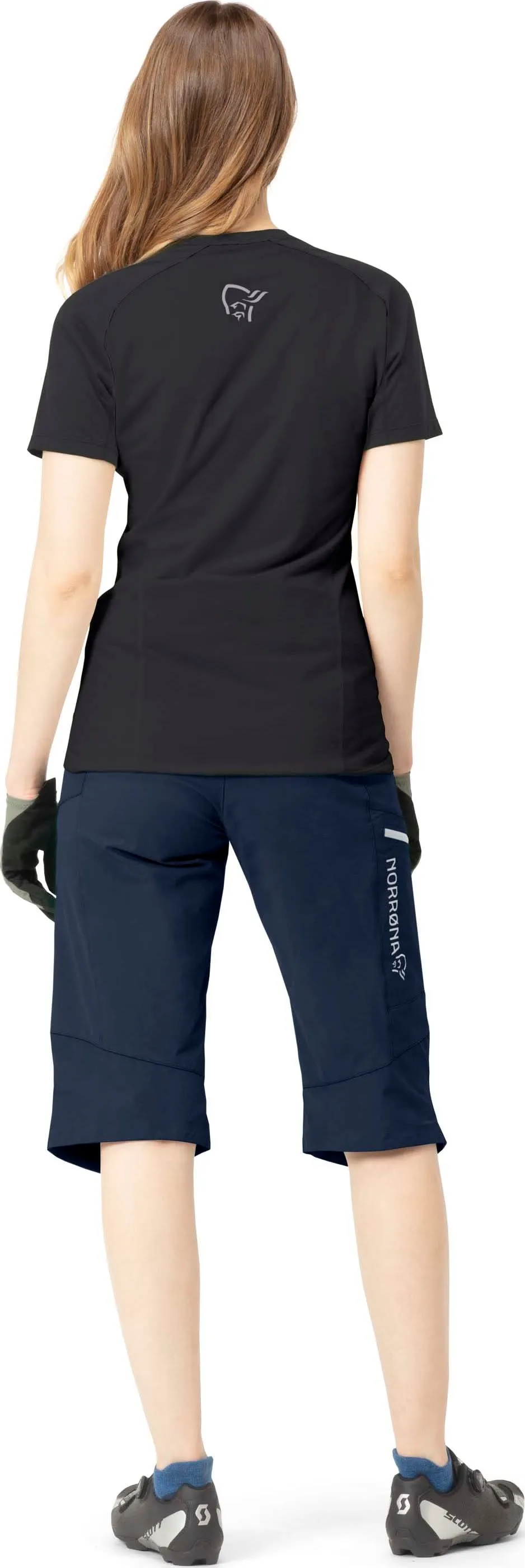 Norrøna Women&#x27;s Fjørå Wool T-Shirt Caviar | Buy Norrøna Women&#x27;s Fjørå Wool T-Shirt Caviar here | Outnorth