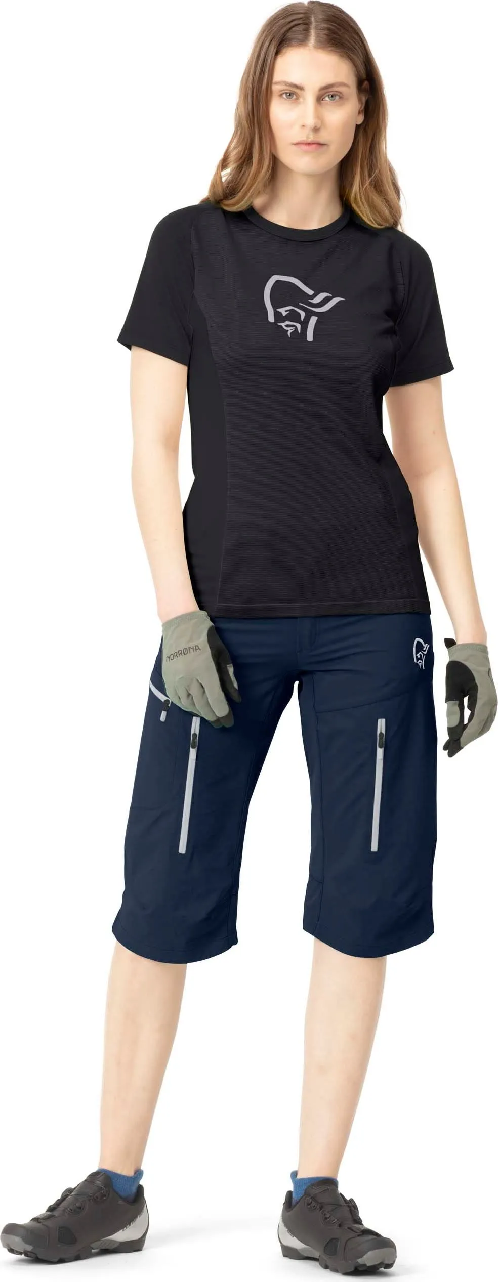 Norrøna Women&#x27;s Fjørå Wool T-Shirt Caviar | Buy Norrøna Women&#x27;s Fjørå Wool T-Shirt Caviar here | Outnorth