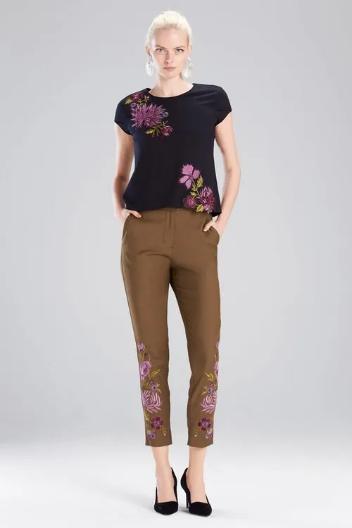 Novelty Tees T-Shirt With 3D Embroidery