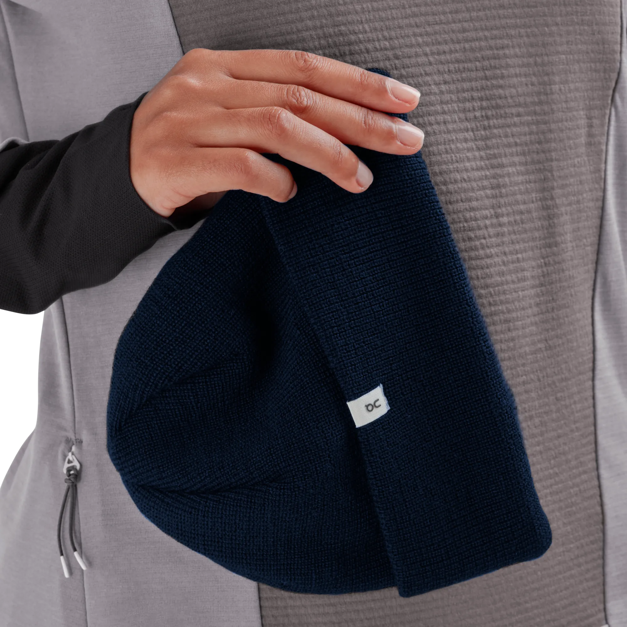 On Running Merino Beanie 311.00219 in Navy